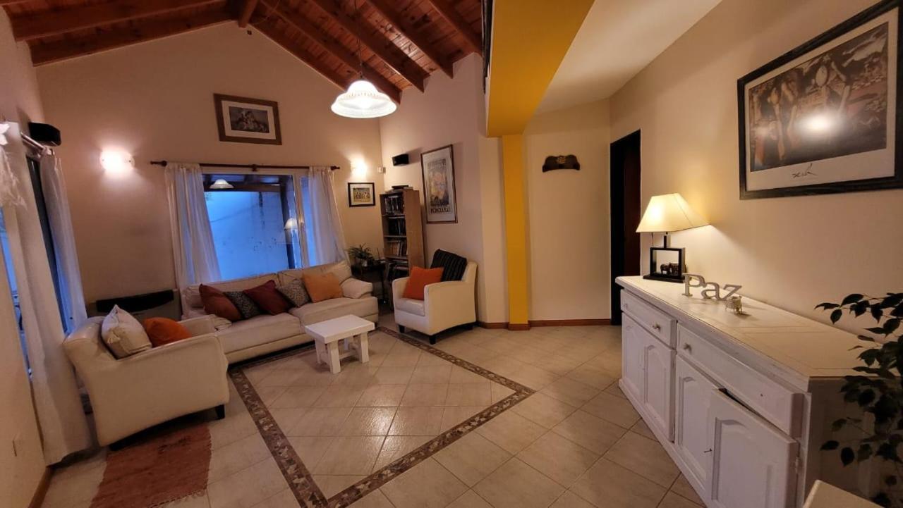 El Patio Del Aromo Appartement Puerto Madryn Buitenkant foto